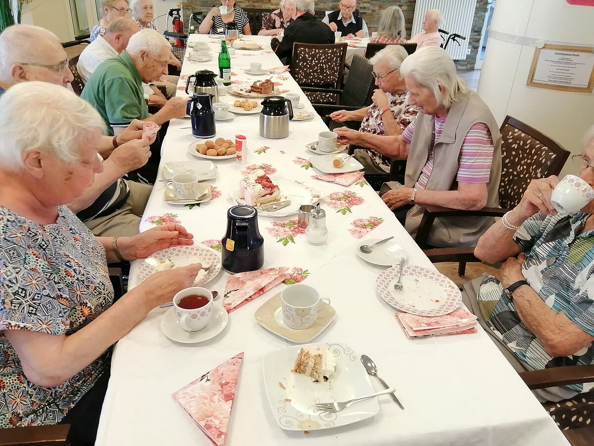 Geburtstagskaffee im Seniorenheim "Am alten Hasetor" in Haselünne